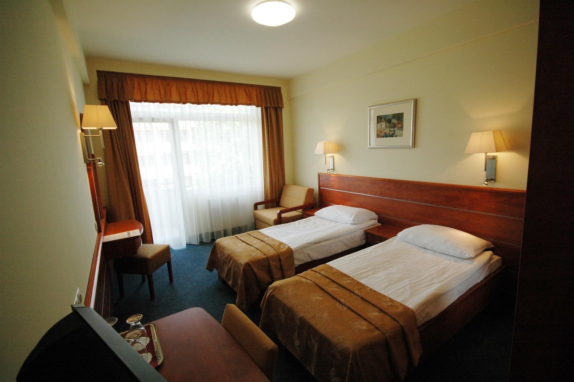Hotel Benczur 3*